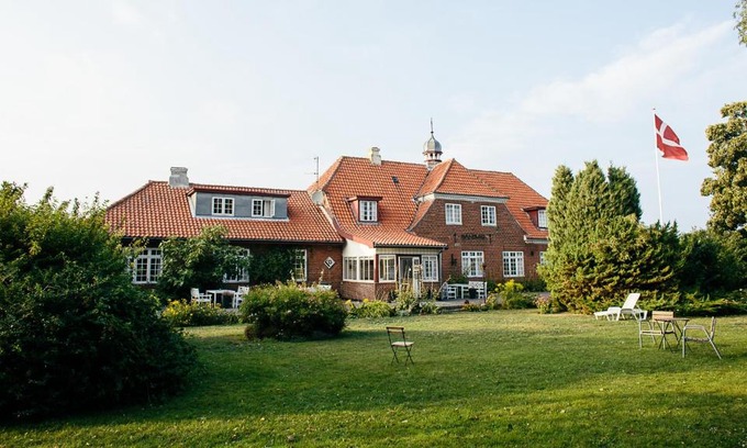 Sandvig House | Langebjerg Pension & Spisested