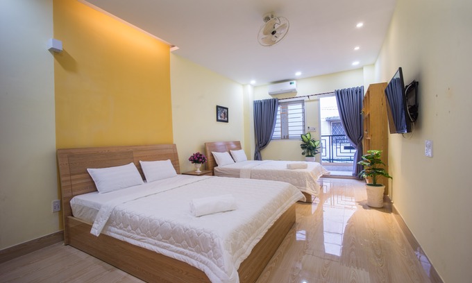 District 3 Hotel | Language Exchange Hostel 1