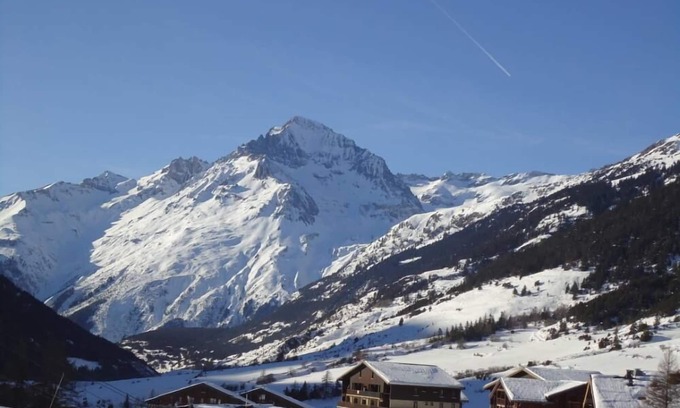 Val Cenis Apartment | Lanslebourg VAL CENIS Grand Studio Cabin Full Resort Center 4 People