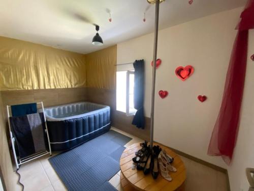 Begnecourt Apartment | LArc en Ciel Séjour cocooning pour deux avec amb