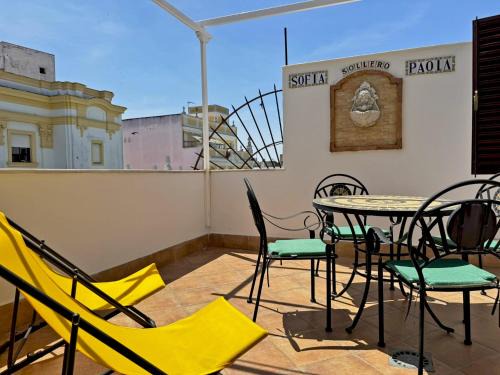 Jerez de la Frontera Old Town Apartment | Larga Suite 46 - Ole Solutions