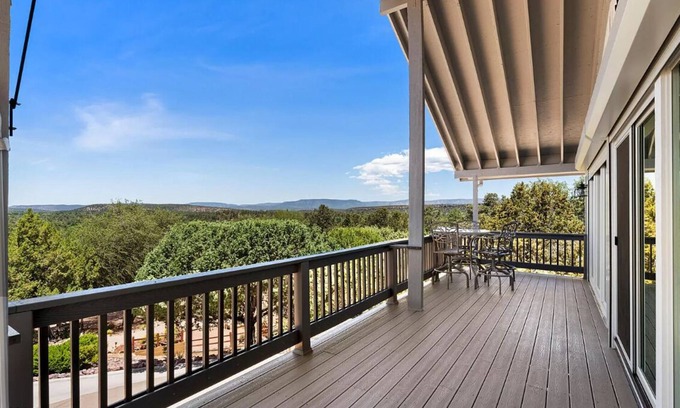 Payson Apartment | Large 500 square ft studio with private garage in a very quiet cul-de-sac
