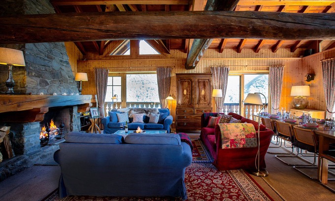 Villaroger Ski Chalet | Large 6 bedroom chalet in inspoilt village in Les Arcs area,200m to nearest lift