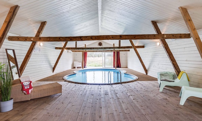 Knared House | Large and modern house with indoor pool | SE02004