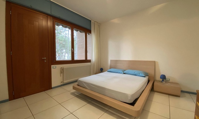 Lignano Pineta Apartment | Large apartment in the heart of Lignano + parking! Suitable for one or more families!