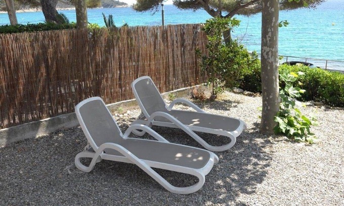 La Croix-Valmer Apartment | Large apartments for 7 pers in front of the beach