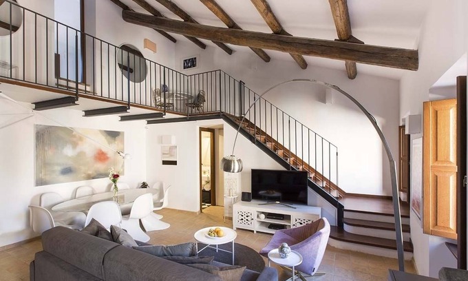 Rione IX Pigna Apartment | Large apartment in Rome to rent, holiday flat Rome, self catered apartment Rome