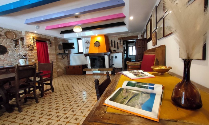 Castel Colonna Apartment | Large apartment for groups - Pool-Park -Art - Nature