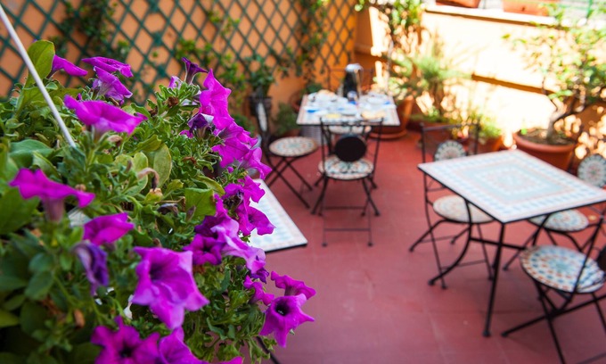 Esquilino Apartment | Large apartment with Wi-Fi and terrace
