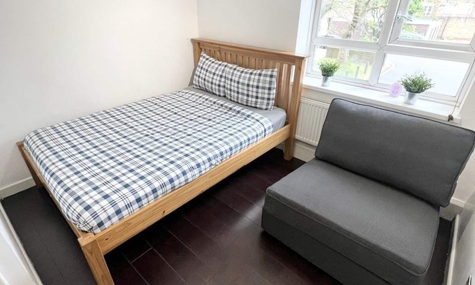 Latchmere Apartment | Large aprt close to Central London
