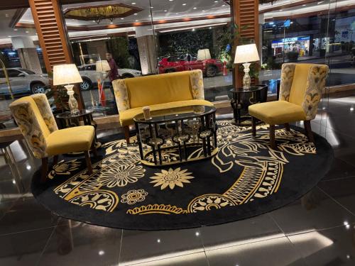 San Antonio Apartment | Large Family Groups in Air residence Makati Gym Swim Park 300 mbps