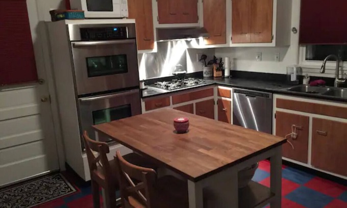Sharpsburg House | Large Home on a Quiet Street: Close to Downtown and Oakland