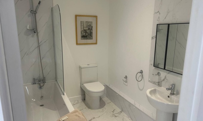 Glencarse House | Large & Impressive newly built 5-Bed detached house