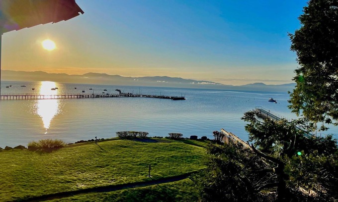 Tahoe Tavern Condo | Large Lakefront 4 Br 3Ba in Tahoe Tavern