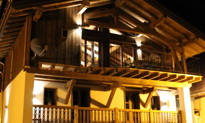 Champagny-en-Vanoise Ski Chalet | Large luxury chalet open for Christmas 2016