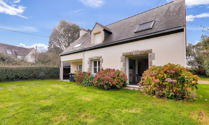 Saint-Philibert House | Large river view house for 8 in St Philibert