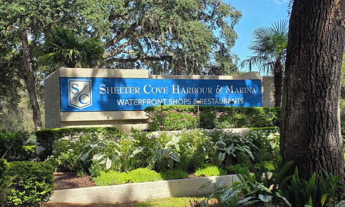 Shelter Cove Villa | Large Villa, Iconic Location Shelter Cove Marina Harbour Walk, Full Harbor Views