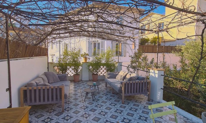 Carnot Villa | Large villa walking distance to the centre of Cannes.