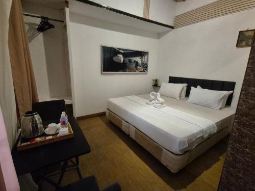 Puerto Princesa City Centre House | Larmar bed and breakfast