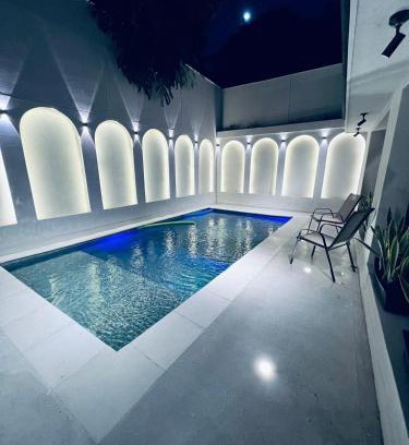 Las Lomas I House | Las Lomas Luxury House2