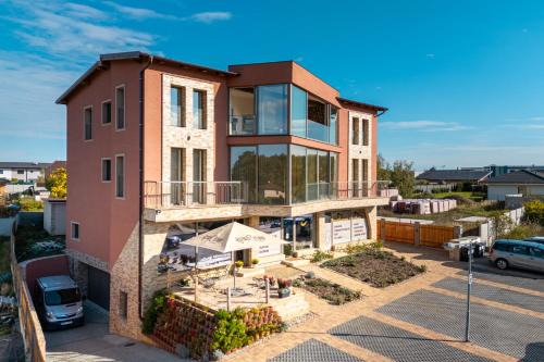 Horousany Apartment | LASKARA Garden Apartment by Prague Forest