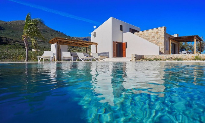 Scopello Villa | LAST MINUTE 1/31 OCTOBER - WWW.BAGLIORIDISICILIA.COM