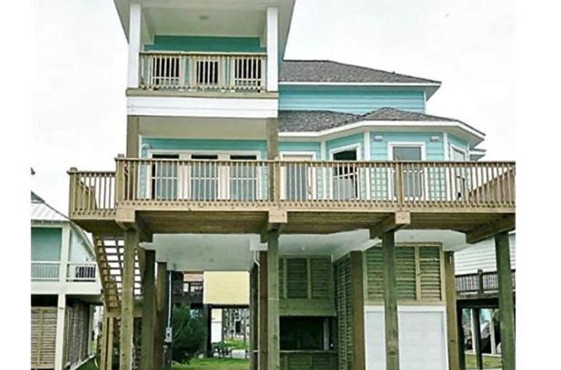 Port Bolivar House | #Latitude Adjustment Home