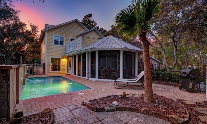 San Juan House | Latitude Adjustment