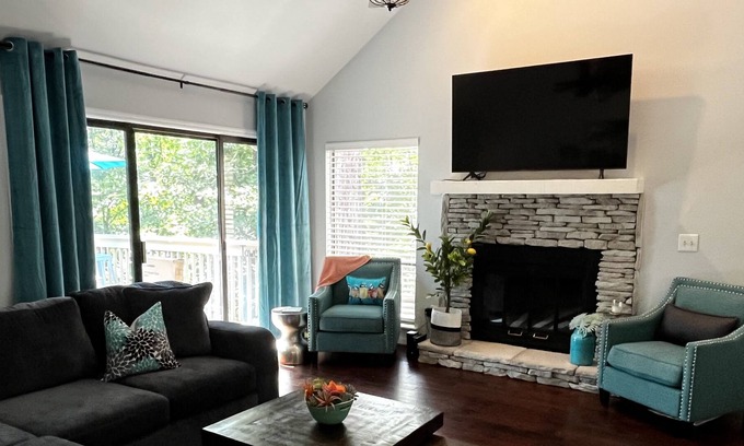 Salem Condo | Latitude of Gratitude- Keowee Keys close to Clemson-Pet Friendly