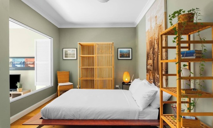 Ultimo Apartment | Laube 105 Modern Inner city Sanctuary with Balcony