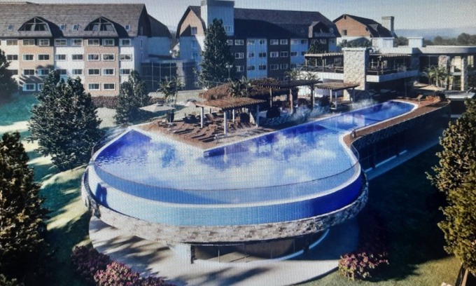 Gramado Resort | Lawn With More Charm. Comfort. and privileges