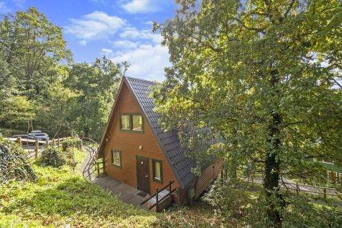 Liverton House | Lazy Bear Lodge with Hor Tub - Finlake Resort and Spa in Devon