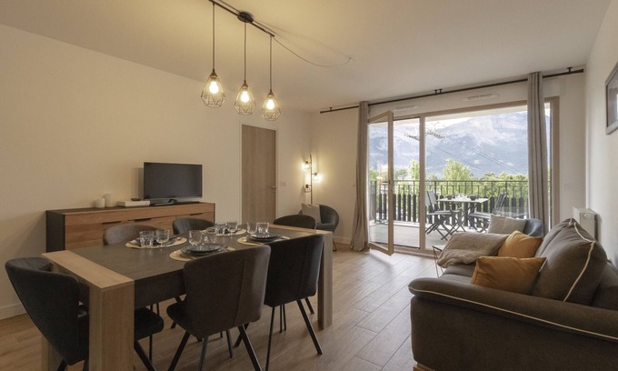 Saint-Gervais-les-Bains Apartment | Le 201 - Vue montagne - Proche télécabine