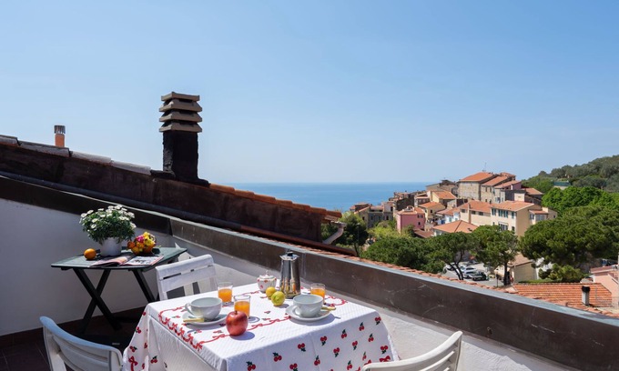 Cipressa House | Le Antiche Volte (SLR215) by Interhome