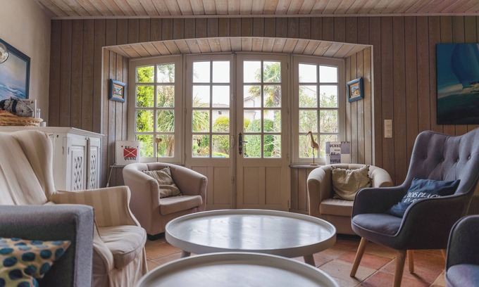 Le Bois-Plage-en-Re House | Le Bois Plage En Re: House/Villa - Le Bois-Plage-en-Ré