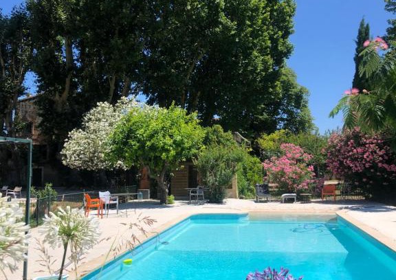 Sollies Pont Bed & Breakfast | LE BOURGUET