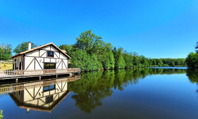 Saint-Estephe House | Le Chalet du Moulin de Lapeyre
