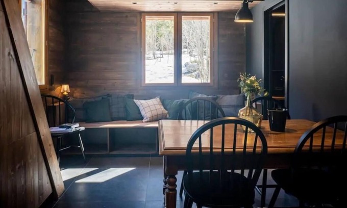 Chamonix-Mont-Blanc Ski Chalet | Le Chalet Georges Chamonix