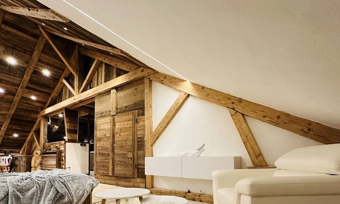 Passy Apartment | Le Charlet