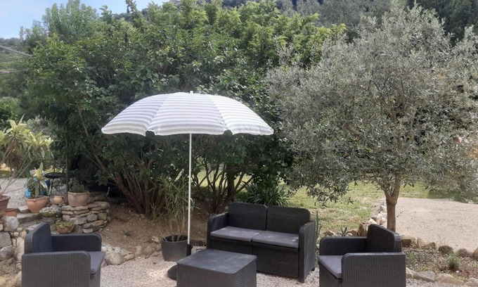 Aubres Apartment | Le chemin de Bruniele