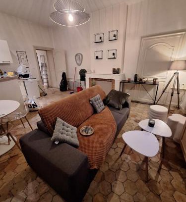 Saintes Apartment | Le Clémenceau face à la Charente 2 chambres