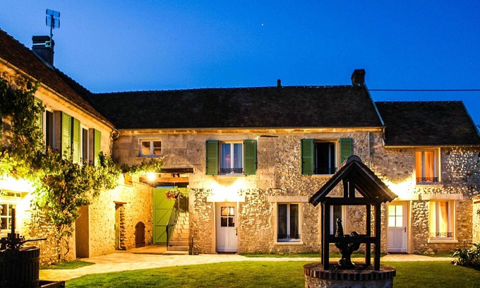 Neuville-Bosc Hotel | Le Clos des Vignes