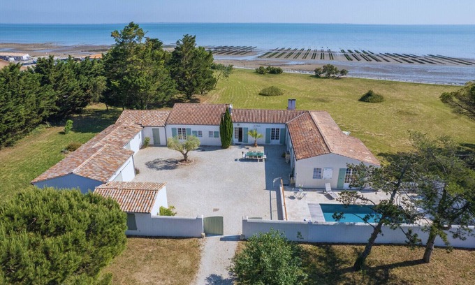 La Flotte Villa | Le Clos du Pertuis - Sea view/access