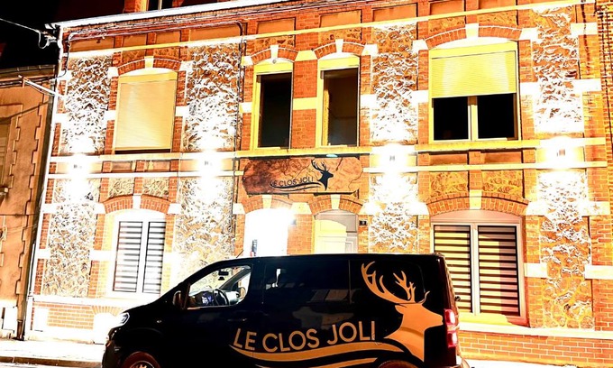 Haybes Bed & Breakfast | Le Clos Joli