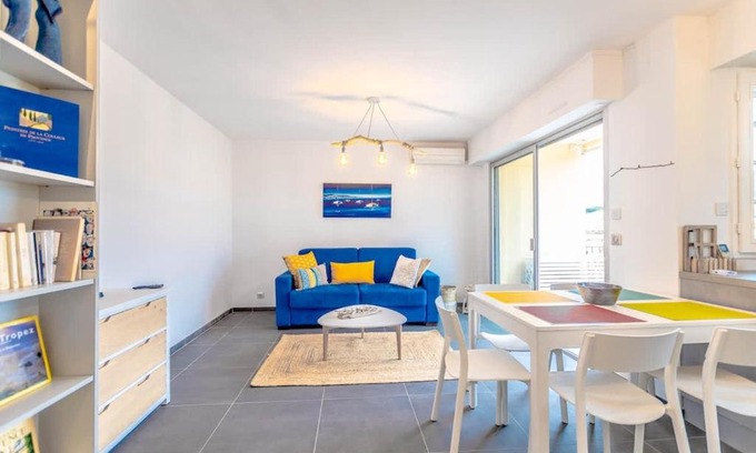 Saint-Tropez House | Le Clos l Pool & Balcony l Shellter Rentals