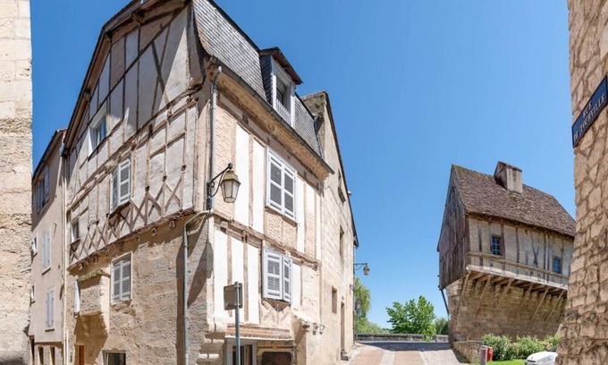 Perigueux Apartment | Le Cosy - Comfort and Serenity in the Historic Heart
