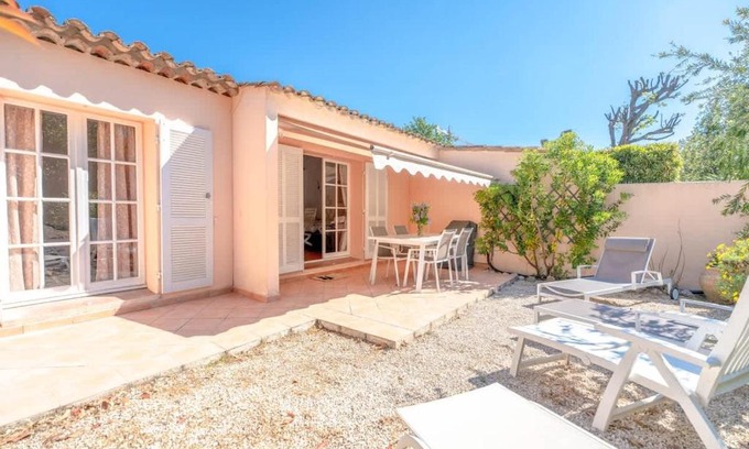 Cote d'Azur- French Riviera House | Le Cottage l Pool & Beachside l Shellter Rentals