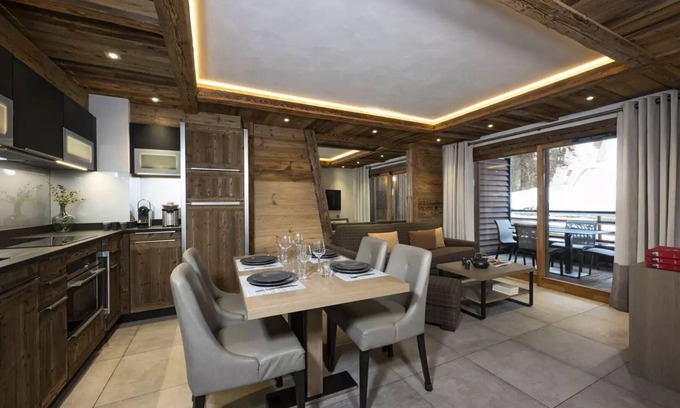 Chamonix City Centre Apartment | Le Cristal de Jade Residence* - MGM Hotels & Residences - 2 Room Apartment 4 People Garden View