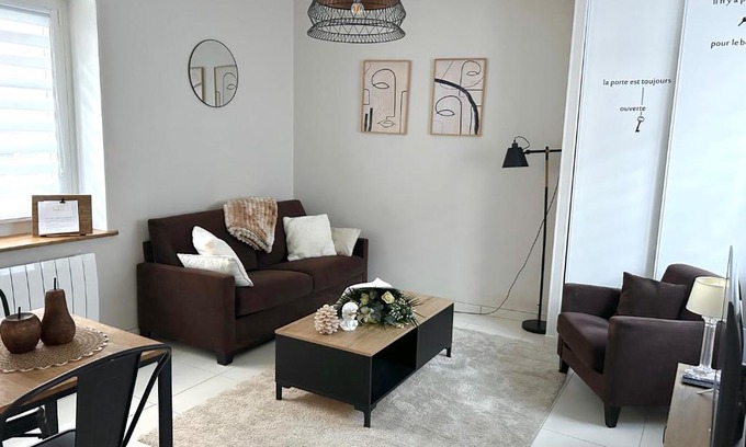 Margny-les-Compiegne Apartment | Le Georges studio