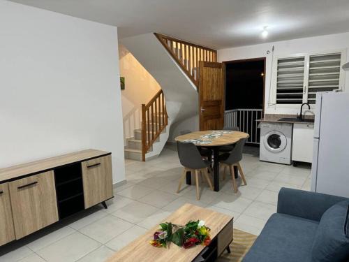Le Gosier House | Le Gosier Coastal Residence